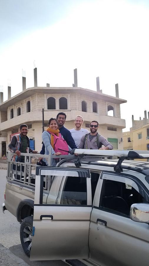 Petra Bedouin Bed And Breakfast Вади Муса Экстерьер фото