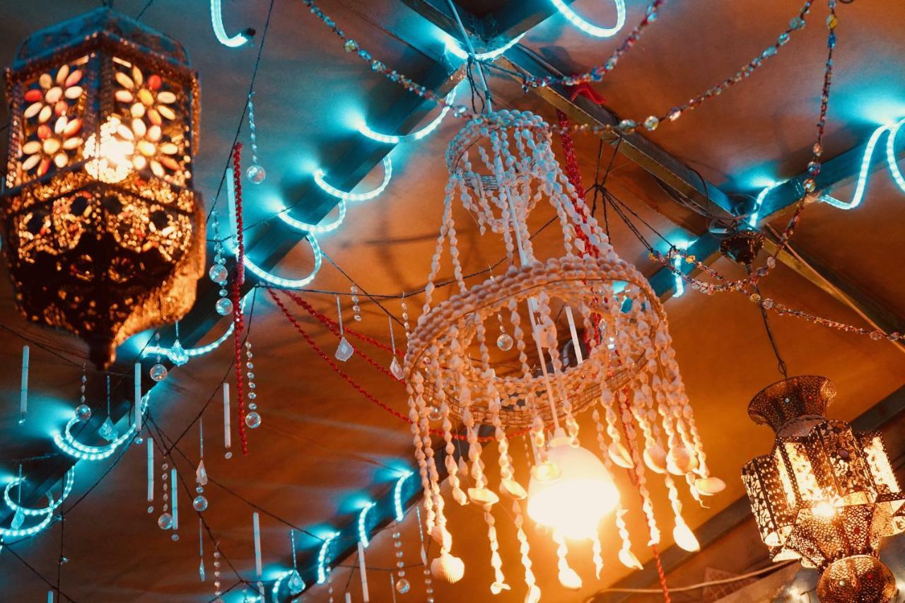 Petra Bedouin Bed And Breakfast Вади Муса Экстерьер фото